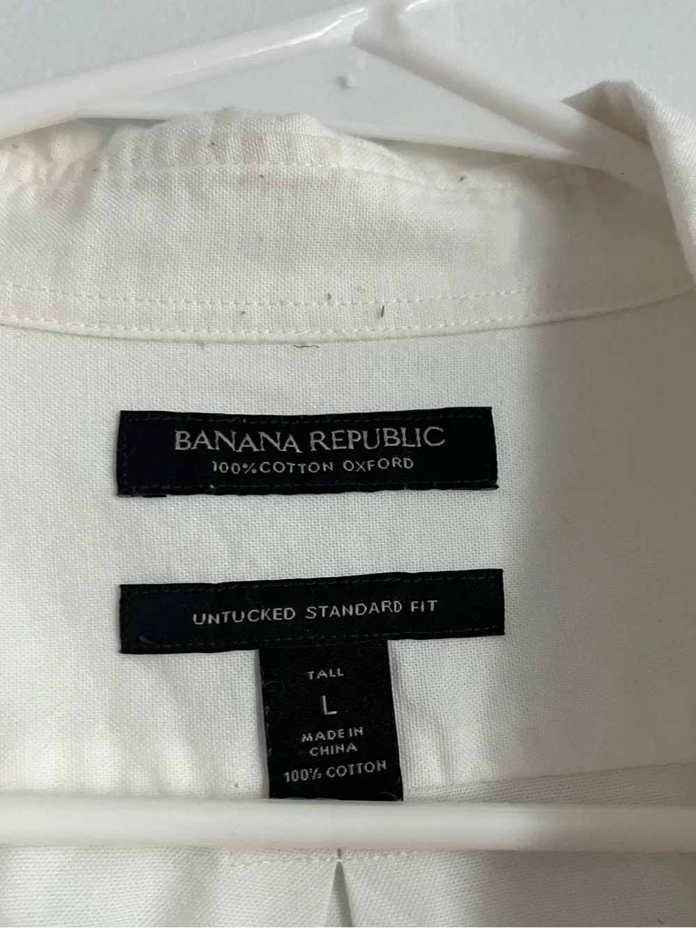 Banana Republic • Classic White Button-Down Men's Shirt - Large Tall
